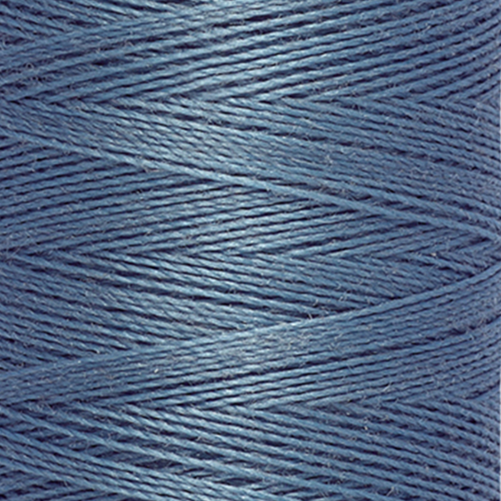 Detail — gemaakt met Gütermann Polyester Nähgarn 200m 76