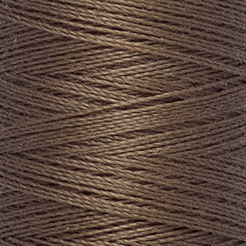 Detail — gemaakt met Gütermann Polyester Nähgarn 200m 815