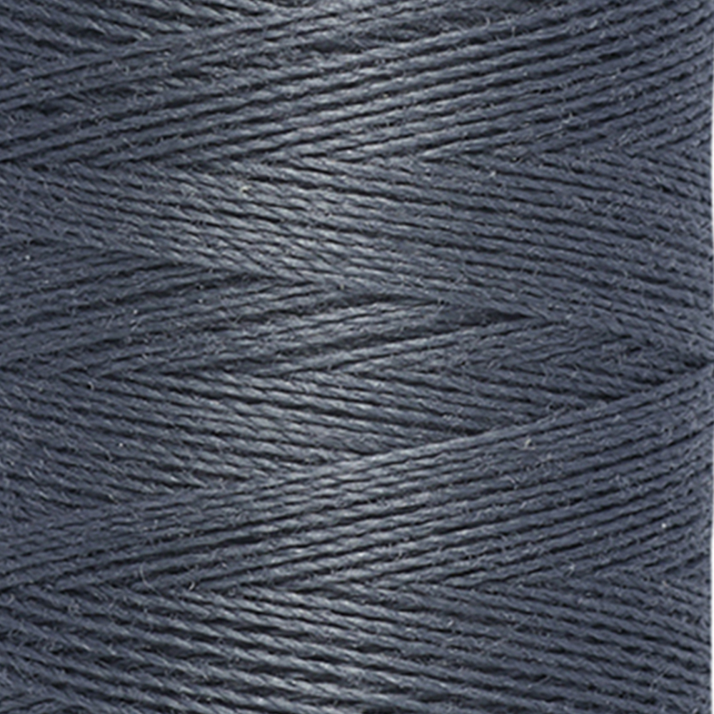 Detail — gemaakt met Gütermann Polyester Nähgarn 200m 93