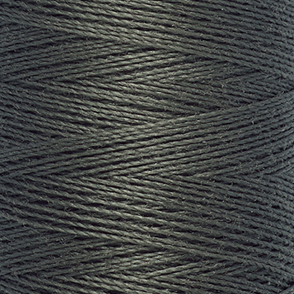Detail — gemaakt met Gütermann Polyester Nähgarn 200m 972