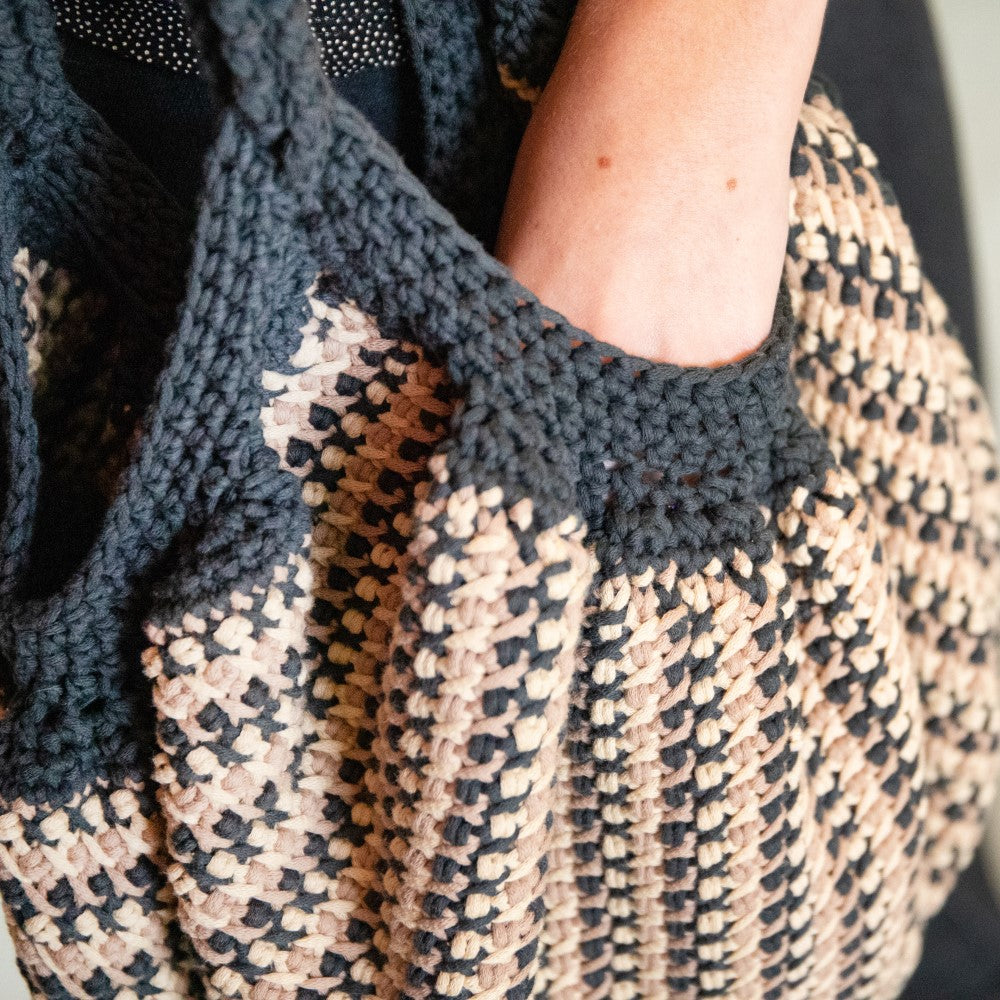 Ramonatas — gemaakt met Haakpakket Reversible Barley Bag (2)
