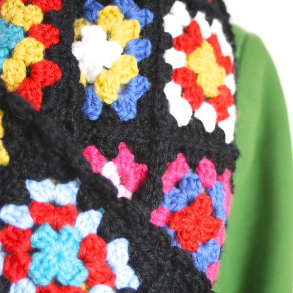 Granny sqaure sjaal — gemaakt met Haakpatroon Basic Merino granny square sjaal