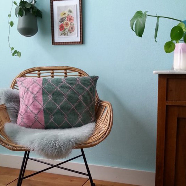 Botanical pillow — gemaakt met Haakpatroon Botanical Pillow (2)