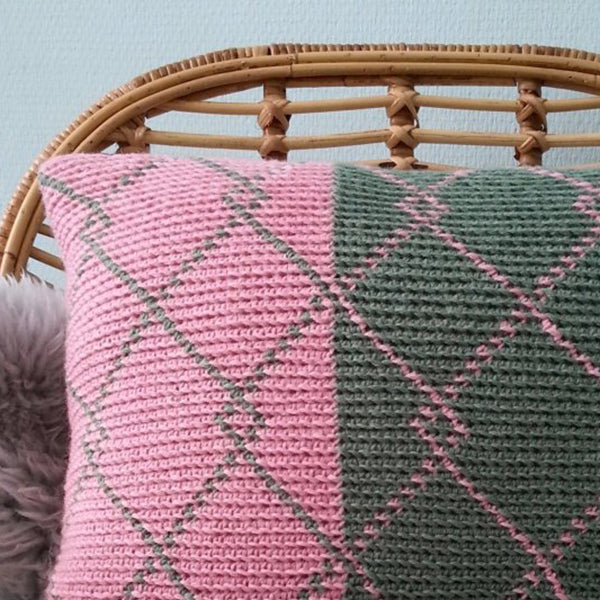 Botanical pillow — gemaakt met Haakpatroon Botanical Pillow