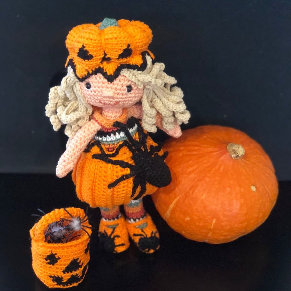 Haakpatroon Dressed for Halloween (Digital)
