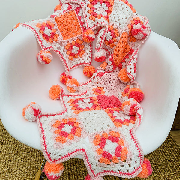 Haakpatroon Granny PomPom Sjaal (2)