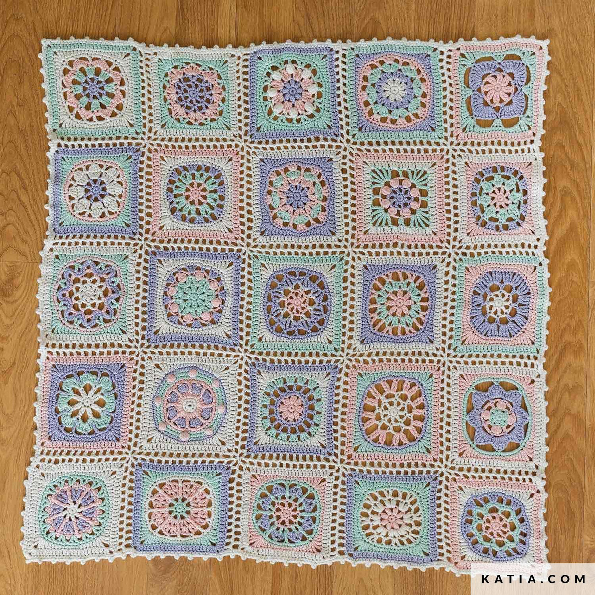 Patroon breien haken baby deken herfst winter katia — gemaakt met Haakpatroon Katia Nana Babydeken