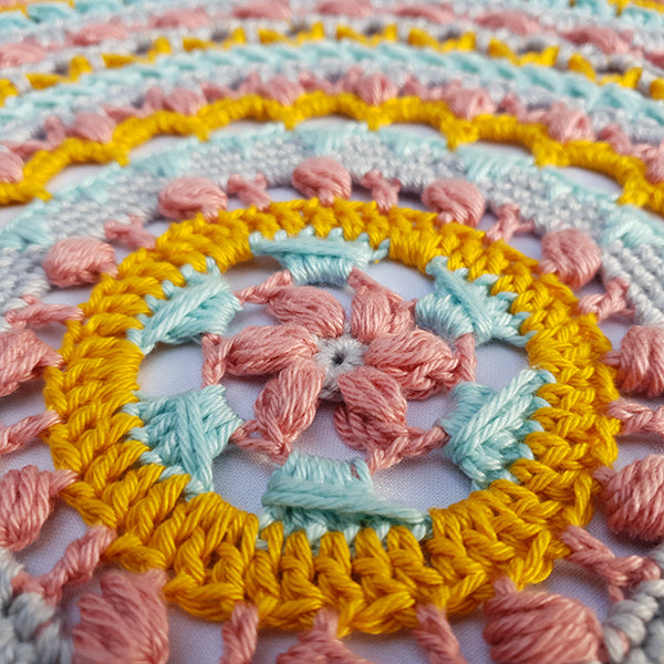 Detail — gemaakt met Haakpatroon Lulu Mandala (3)