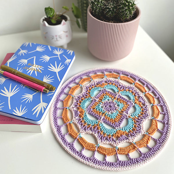 Sfeerbeeld met Haakpatroon Mandala Avond Zen (3)