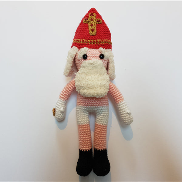 Aankleedproces — gemaakt met Haakpatroon Sinterklaas Aankleedpop