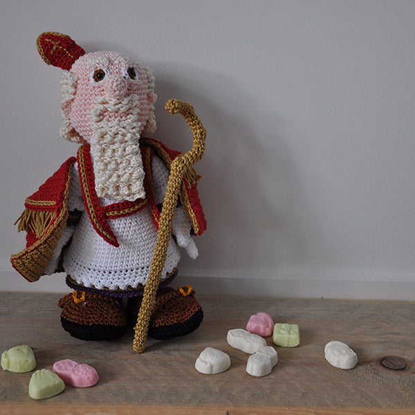 Sfeerbeeld met Haakpatroon Sinterklaas Pop