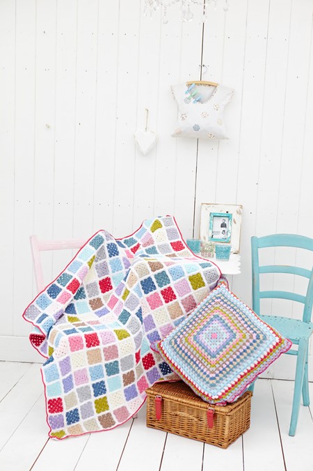 Haakpatroon Stylecraft Special DK No. F003 Deken en kussen (Digital) (2)