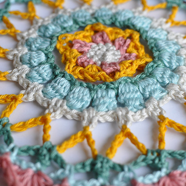 Sweat summer closeup — gemaakt met Haakpatroon Sweat Summer Mandala