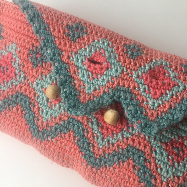 Detailfoto — gemaakt met Haakpatroon Vrolijke Clutch