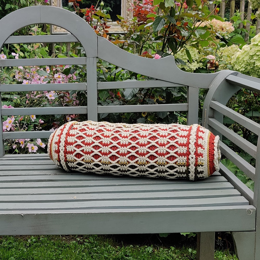 Haakpatroon Walk in the Woods Pillow (2)