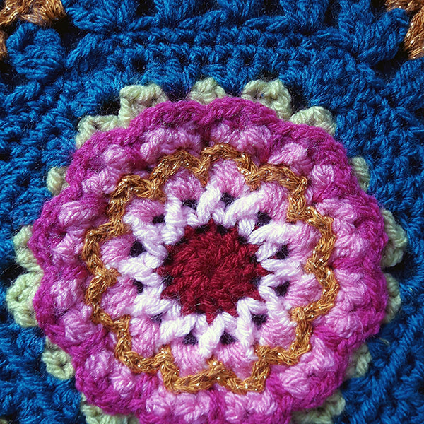 Detail — gemaakt met Haakpatroon Woondeken In love we Grow