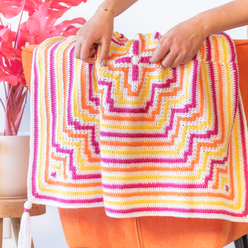 Haakpatroon Yarn and Colors Amazing Flower Blanket (6)