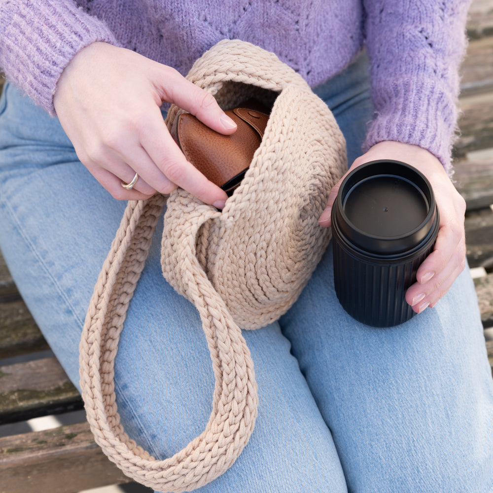 Basket bag — gemaakt met Haakpatroon Yarn and Colors Basket Bag (2)