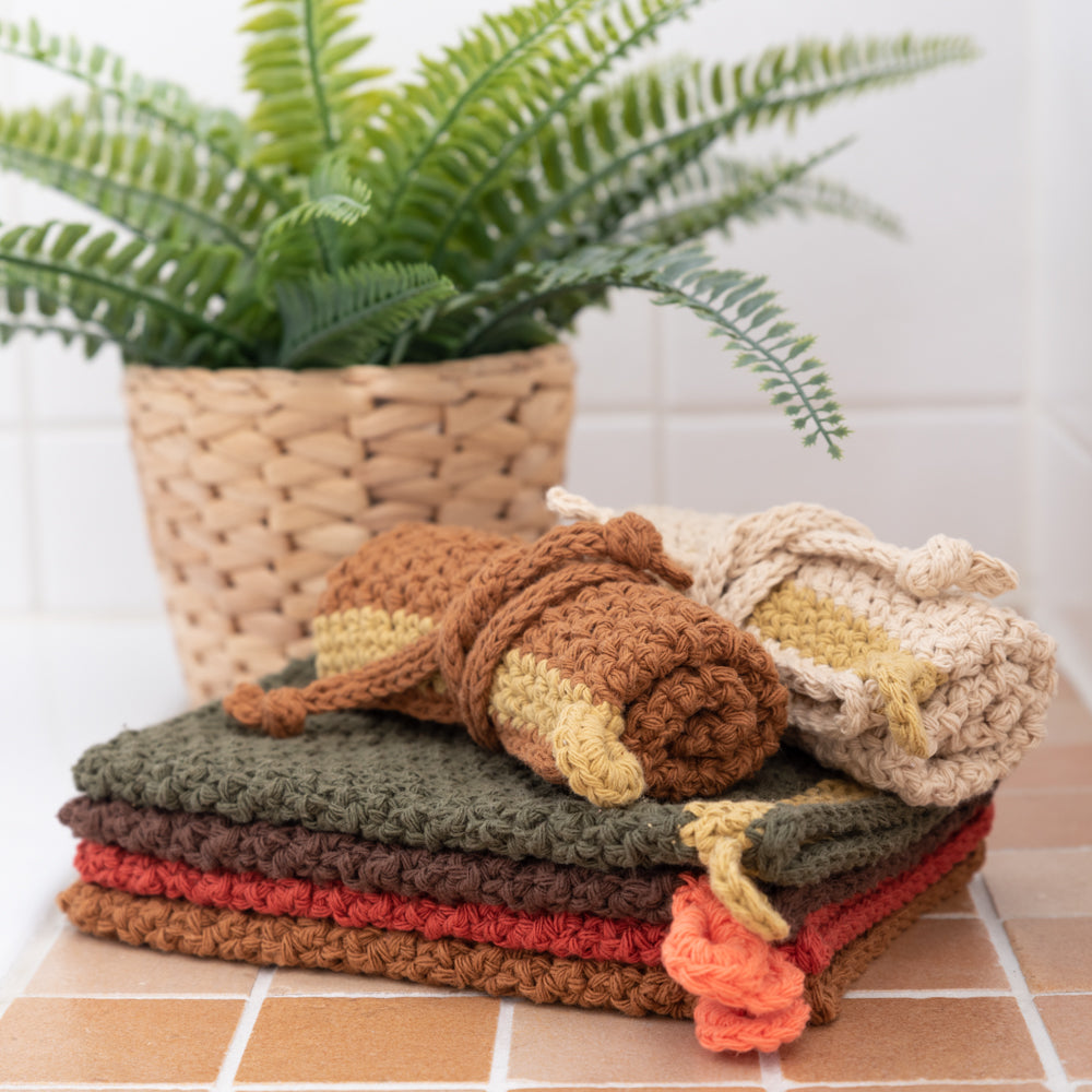 Haakpatroon Yarn and Colors Be Gentle Washcloths (2)