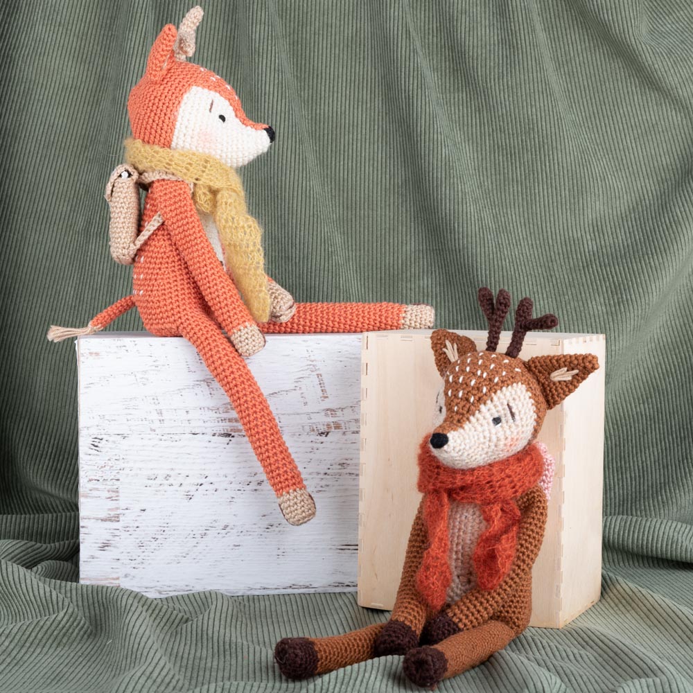 Donna deer — gemaakt met Haakpatroon Yarn and Colors Donna Deer