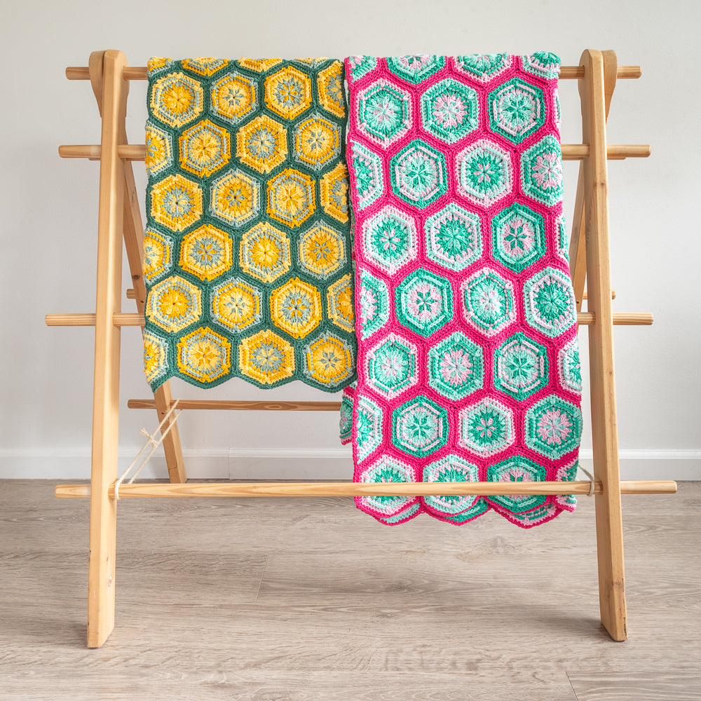 Flower hexagon baby blanket — gemaakt met Haakpatroon Yarn and Colors Flower Hexagon Baby Blanket (3)
