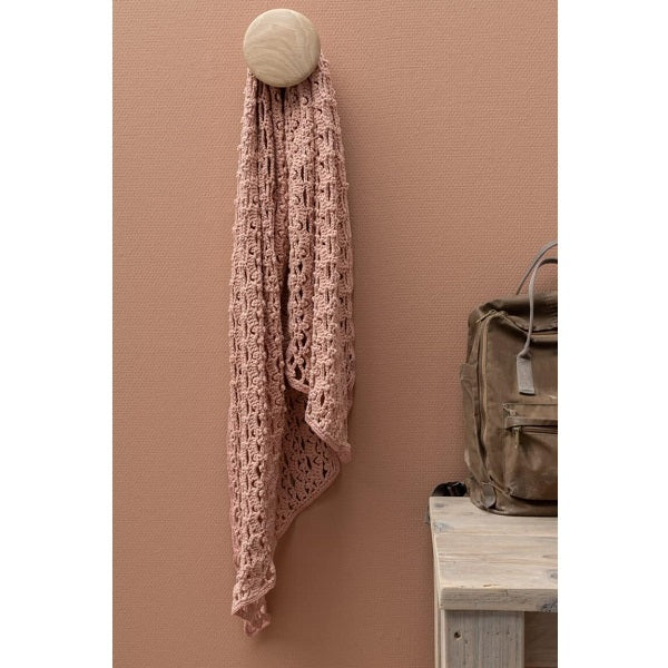 Lots of dots wrap ros — gemaakt met Haakpatroon Yarn and Colors Lots of Dots Wrap