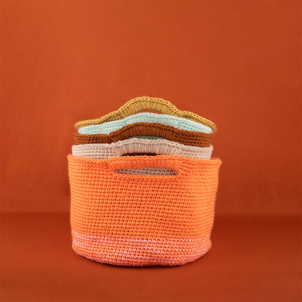 Edit — gemaakt met Haakpatroon Yarn and Colors New Basic Basket - Amazing