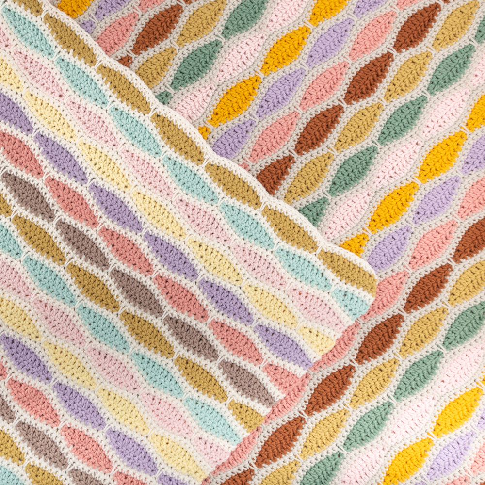 Stripy waves blanket — gemaakt met Haakpatroon Yarn and Colors Stripy Waves Blanket (6)
