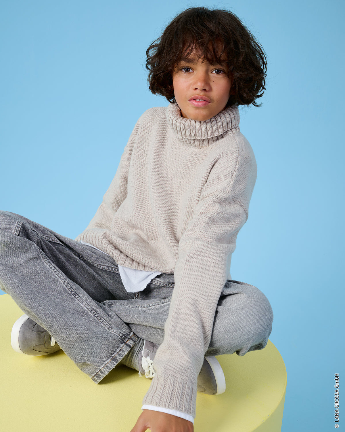Lana Grossa Kids Nr. 15 model 19 - trui met Cool Wool - sfeerfoto 3