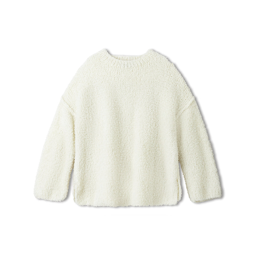 Inspiratiefoto bij Lana Grossa Pelliccia 016 Bordeaux: vrijstaande crèmekleurige oversized trui met wijde mouwen - Lana Grossa Pelliccia 001 Crème