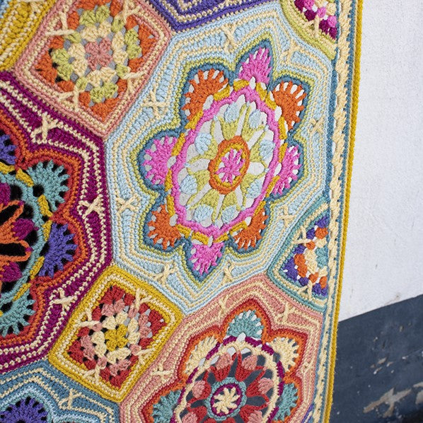 Persian Tiles Eastern Jewels Deken Haakpakket 2