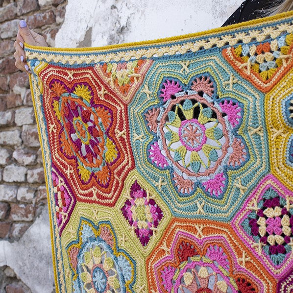 Persian Tiles Eastern Jewels Deken Haakpakket 3