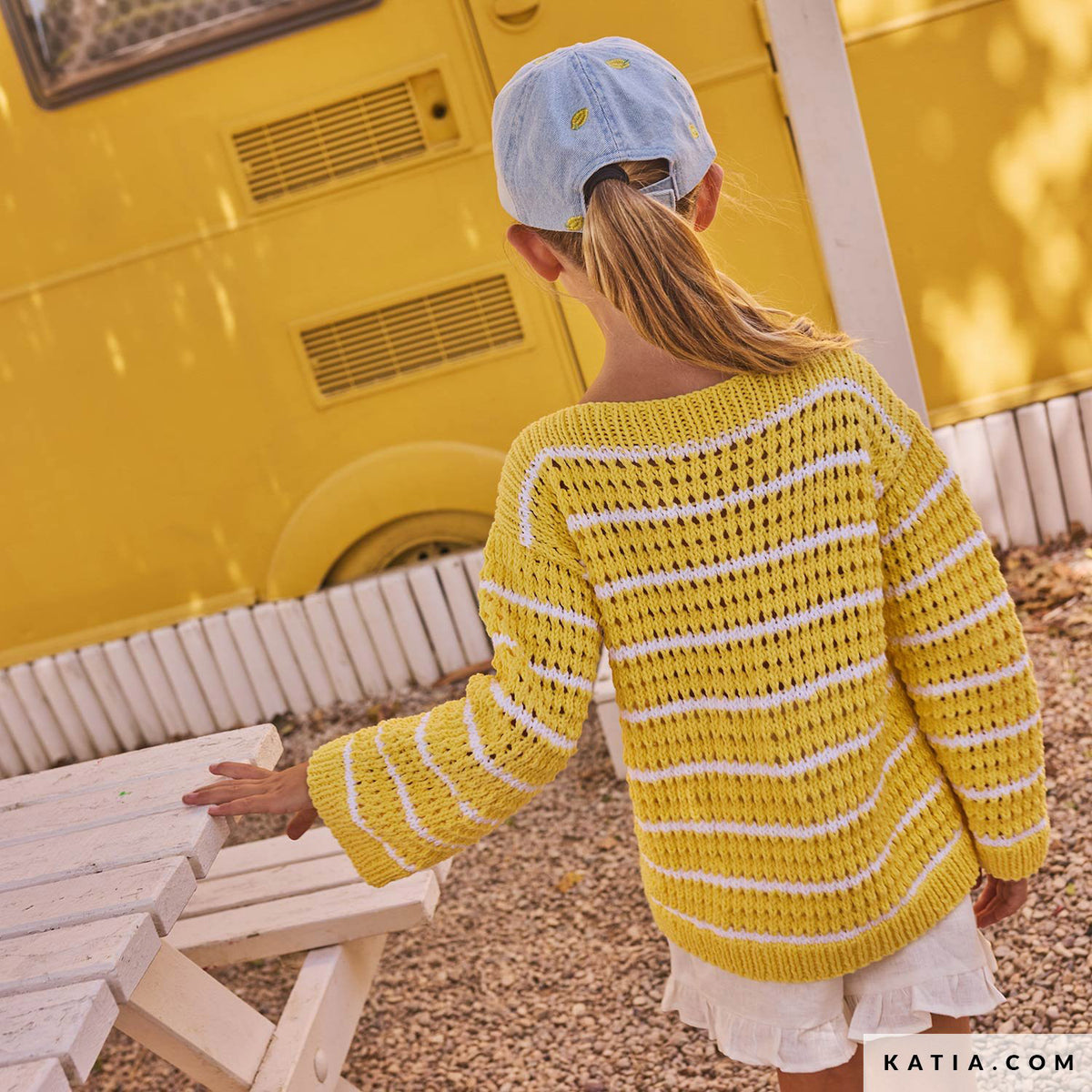 Katia Alabama 009 Zeer licht beige - Patroon breien haken kinderen trui lente zomer katia — gemaakt met Katia Alabama (9)