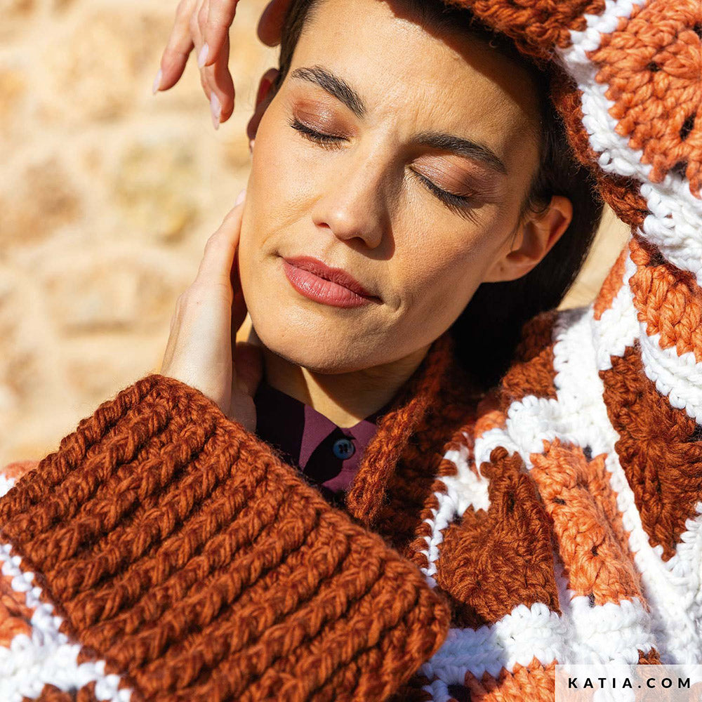 Katia Big Merino 011 Parel - Patroon breien haken dames jas herfst winter katia — gemaakt met Katia Big Merino (5)
