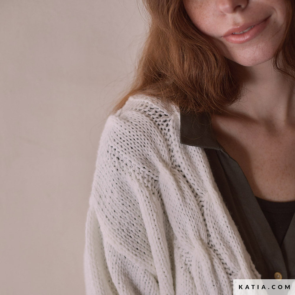 Patroon breien haken dames jas herfst winter katia — gemaakt met Katia Concept 100% Wool Textures Herfst-Winter 2025-2026 (3)