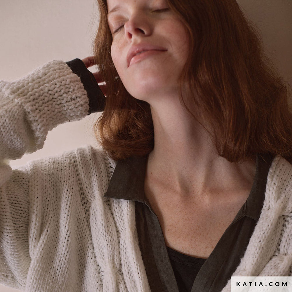 Patroon breien haken dames jas herfst winter katia — gemaakt met Katia Concept 100% Wool Textures Herfst-Winter 2025-2026 (8)