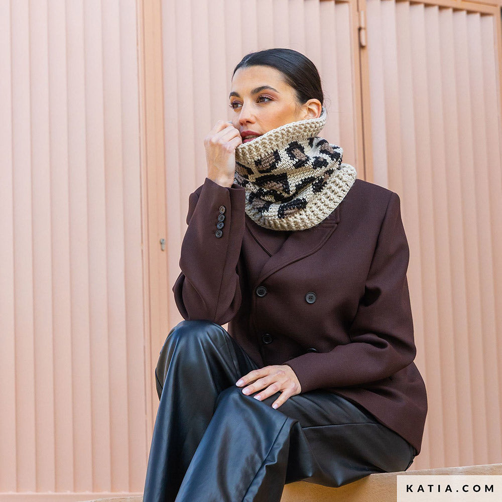 Katia Craft Lover 030 Chocoladebruin - Patroon breien haken dames colsjaal herfst winter katia — gemaakt met Katia Craft Lover