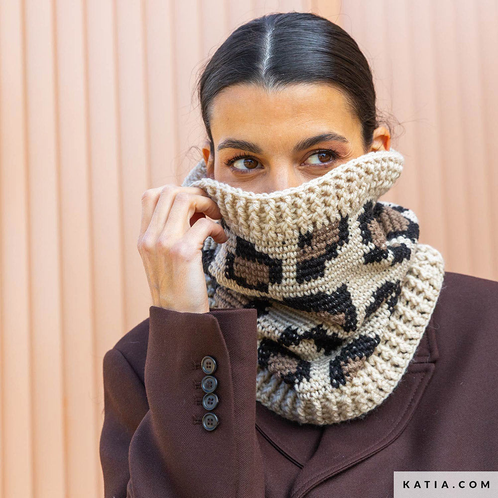 Katia Craft Lover 030 Chocoladebruin - Patroon breien haken dames colsjaal herfst winter katia — gemaakt met Katia Craft Lover (6)