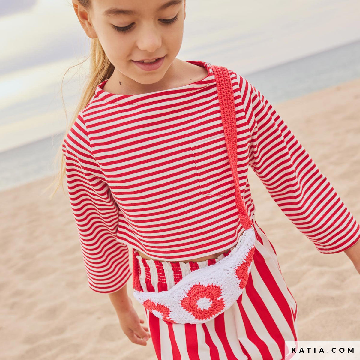 Katia Easy Crochet Capri 121 Rood - Patroon breien haken kinderen heuptasje lente zomer katia — gemaakt met Katia Easy Crochet Capri (3)