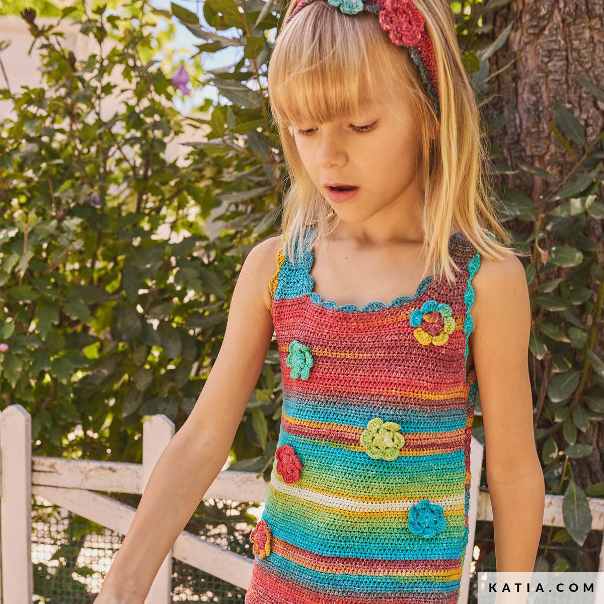 Katia Fair Cotton Stretch 100 Blauw-Groen-Geel - Patroon breien haken kinderen diadeem lente zomer katia — gemaakt met Katia Fair Cotton Stretch (4)
