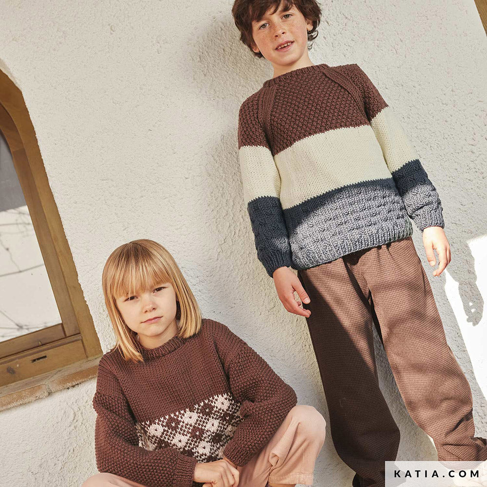 Katia Merino Aran 095 Donker kastanje - Patroon breien haken kinderen trui herfst winter katia — gemaakt met Katia Merino Aran