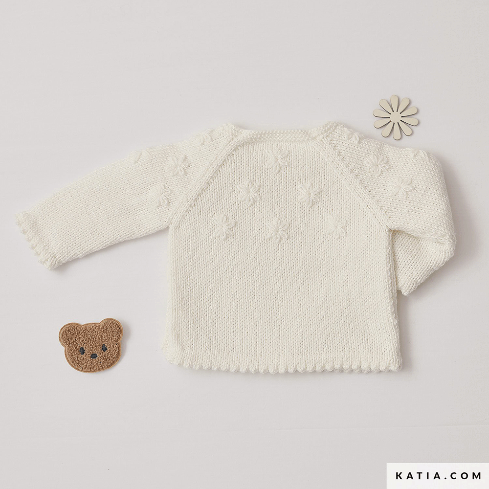 Katia New Ultrasoft 071 Ecru - Patroon breien haken baby trui herfst winter katia — gemaakt met Katia New Ultrasoft (2)