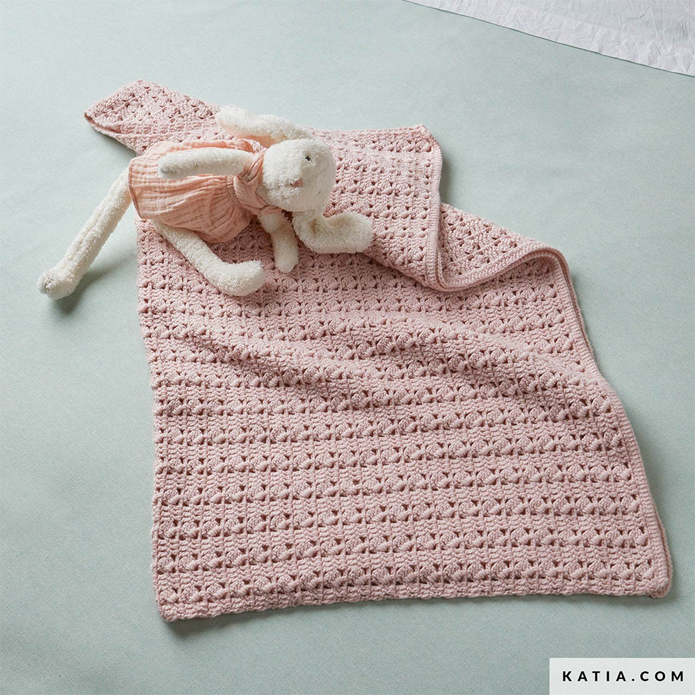 Katia New Ultrasoft 071 Ecru - Patron tricoter tricot crochet layette couverture bebe print — gemaakt met Katia New Ultrasoft (2)