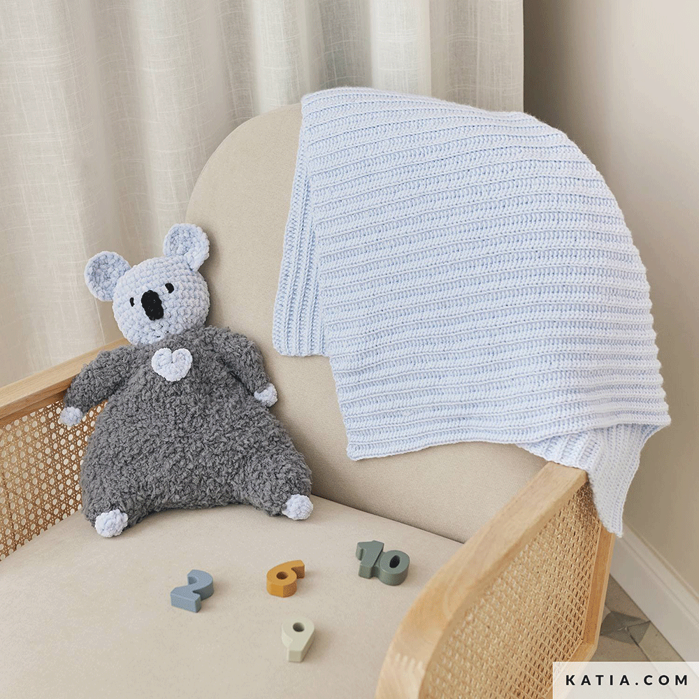 Katia New Ultrasoft 083 Perzik - Patroon breien haken baby deken herfst winter katia — gemaakt met Katia New Ultrasoft