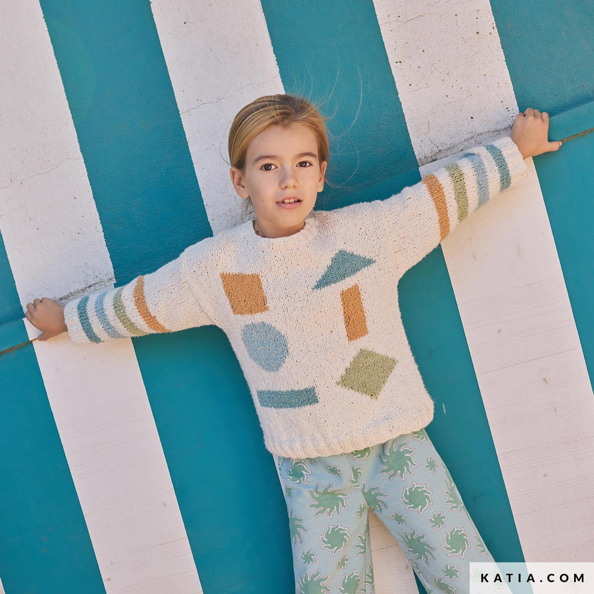 Katia Onda 082 Rozeachtig beige - Patroon breien haken kinderen trui lente zomer katia — gemaakt met Katia Onda (4)