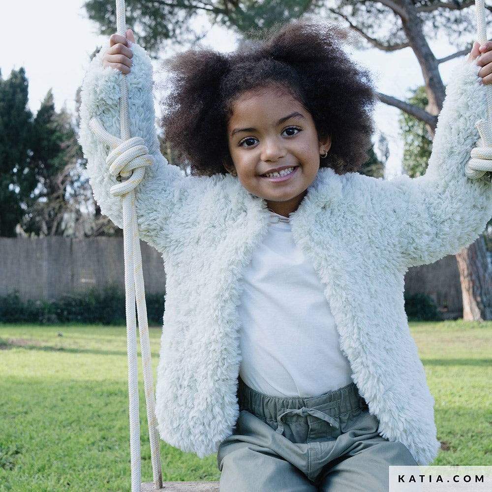 Katia Polar 113 Zwart-Perzisch Blauw - Patroon breien haken kinderen jas herfst winter katia — gemaakt met Katia Polar (6)