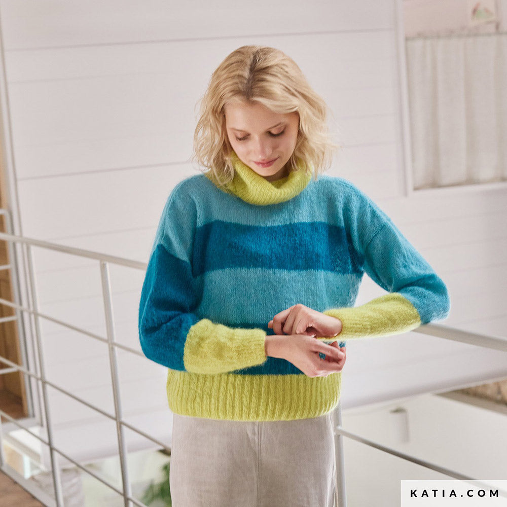 Katia Silky Mohair 104 Licht grijs - Patroon breien haken dames trui herfst winter katia — gemaakt met Katia Silky Mohair (25)