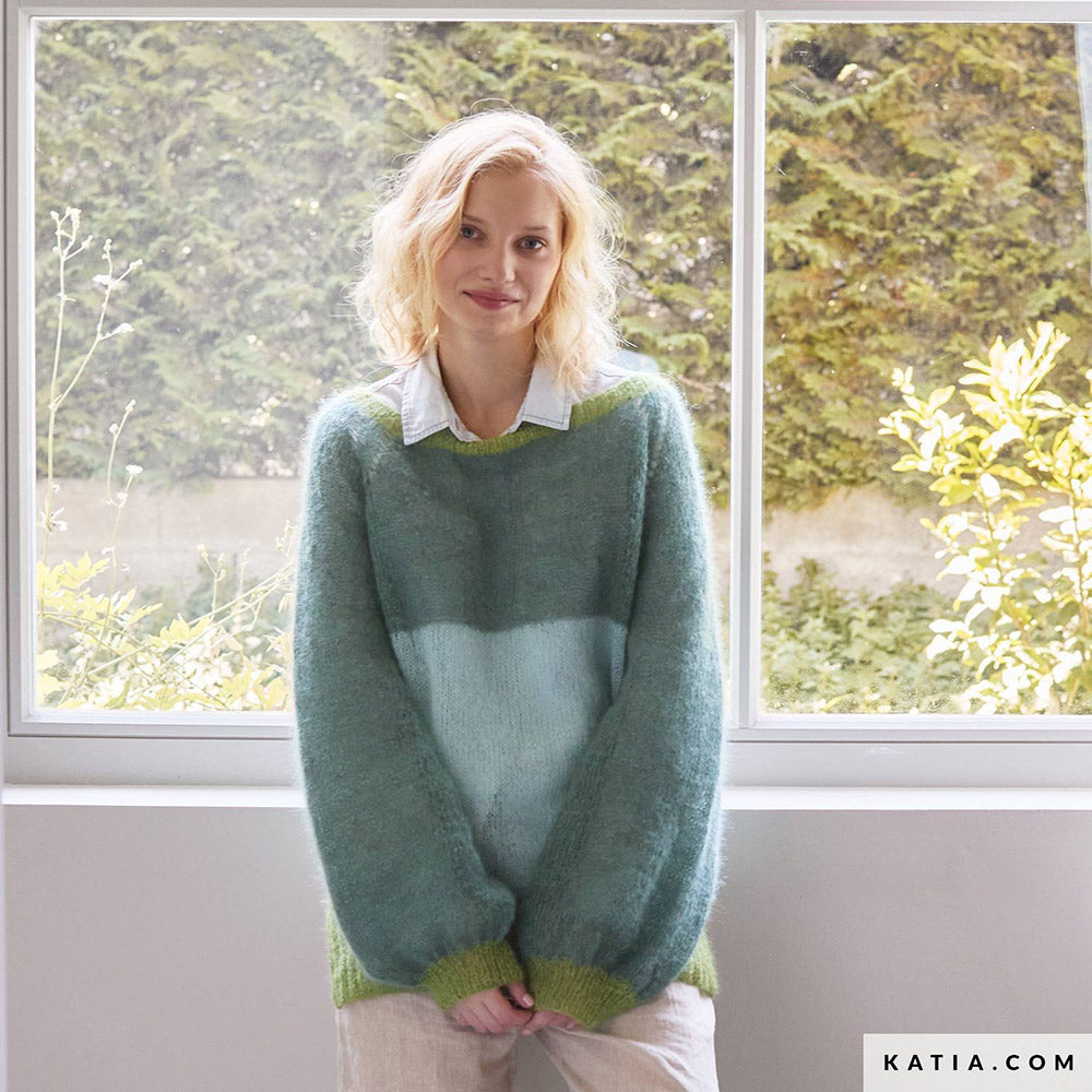 Katia Silky Mohair 104 Licht grijs - Patroon breien haken dames trui herfst winter katia — gemaakt met Katia Silky Mohair (16)