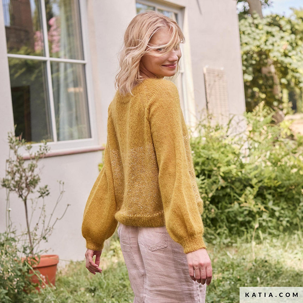 Katia Silky Mohair 104 Licht grijs - Patroon breien haken dames trui herfst winter katia — gemaakt met Katia Silky Mohair (10)