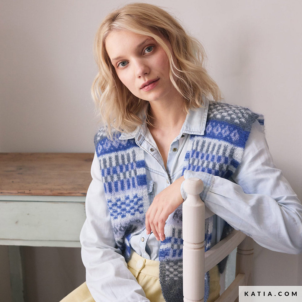 Katia Silky Mohair 104 Licht grijs - Patroon breien haken dames vest herfst winter katia — gemaakt met Katia Silky Mohair (4)